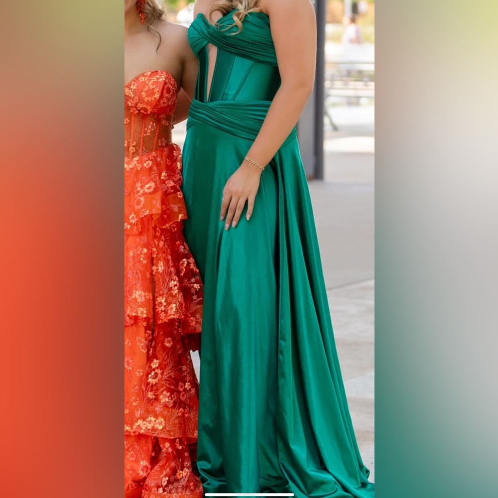 Green Sherri Hill